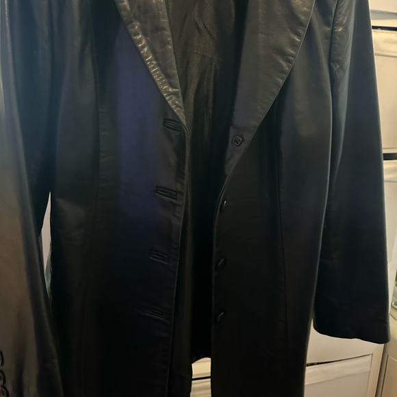 Leather jacket - Picture 8 of 14